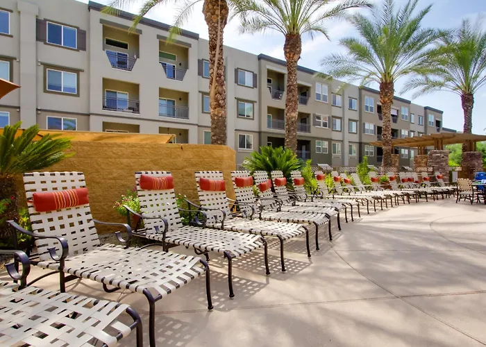 Holiday home Walk To High St, Gem W/ Resort-style Perks